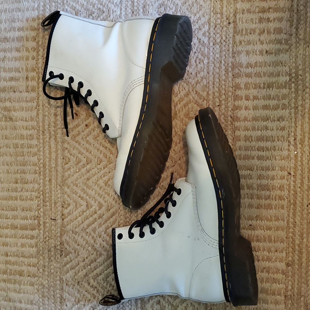 White Doc. Marten Boots (last chance before donating)
